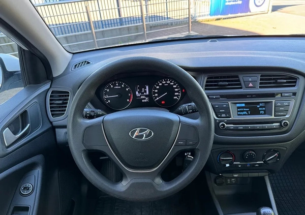 Hyundai i20 cena 42500 przebieg: 80900, rok produkcji 2018 z Żukowo małe 121